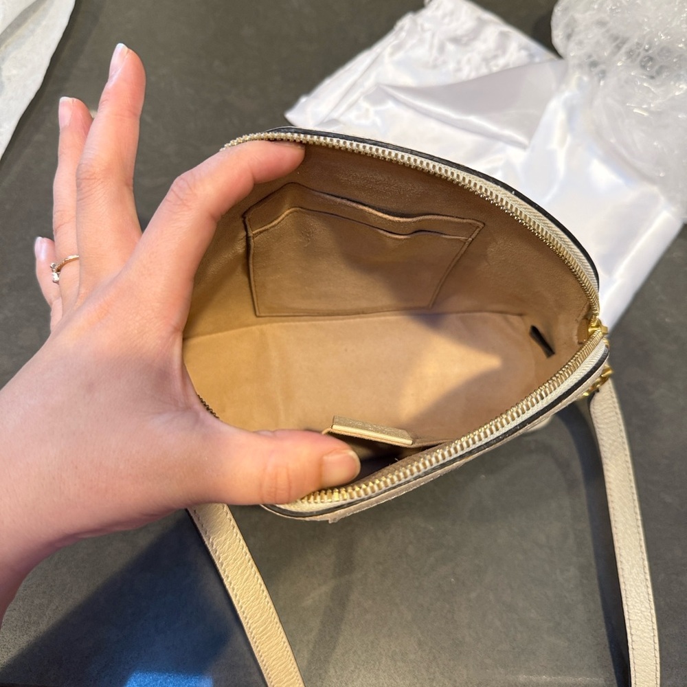 Gucci Small Ophidia GG Dome Bag - Picture 14 of 16